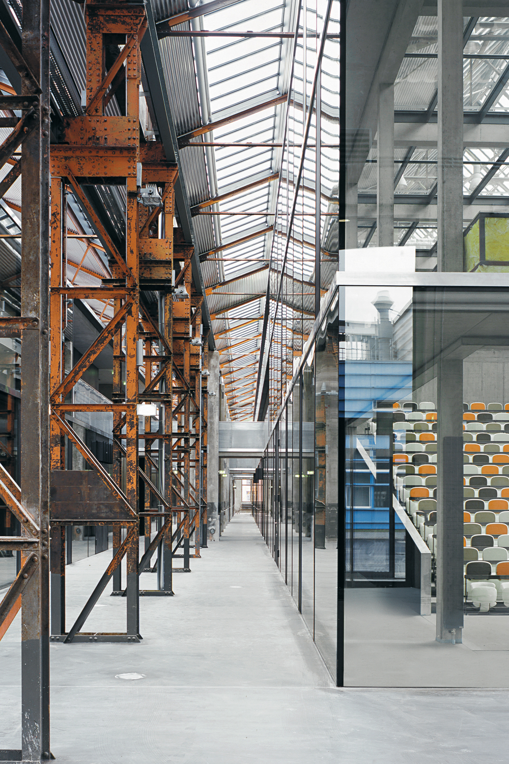 Technische Hochschule »Halle 14«, Wildau, 2007
Architekten: Anderhalten Architekten