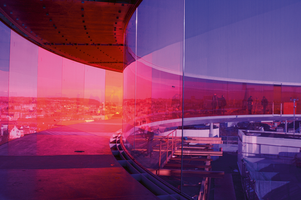 Kunstobjekt »Your rainbow panorama« am ARoS Kunstmuseum in Aarhus von Olafur Eliasson,
2011