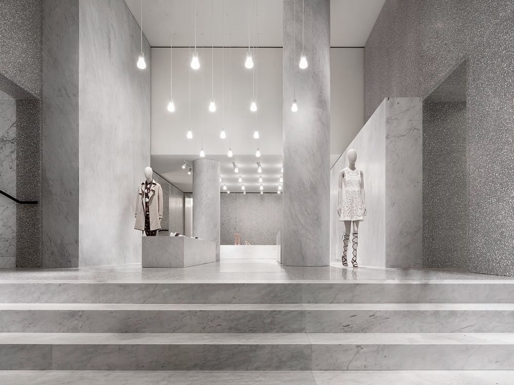 Flagshipstores in Rom und New York