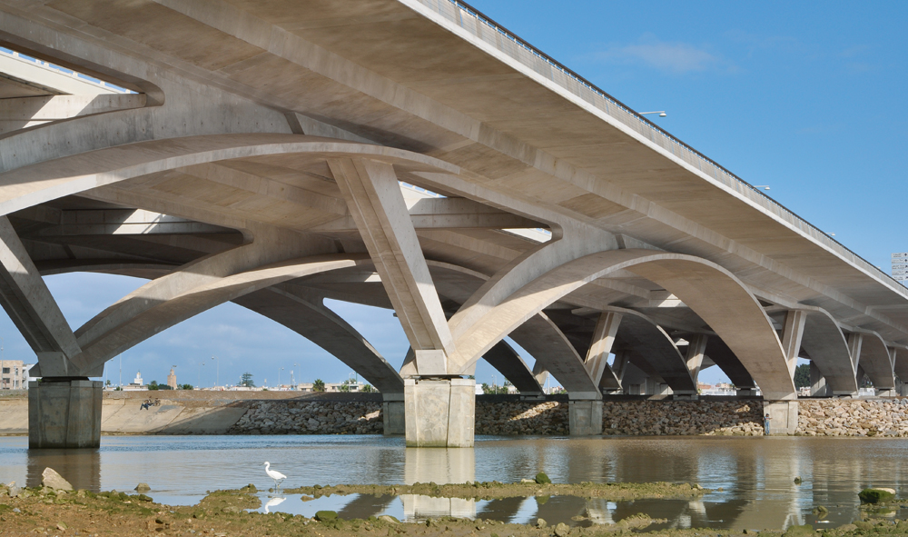 Hassan-II-Brücke in MA–Rabat , 2011