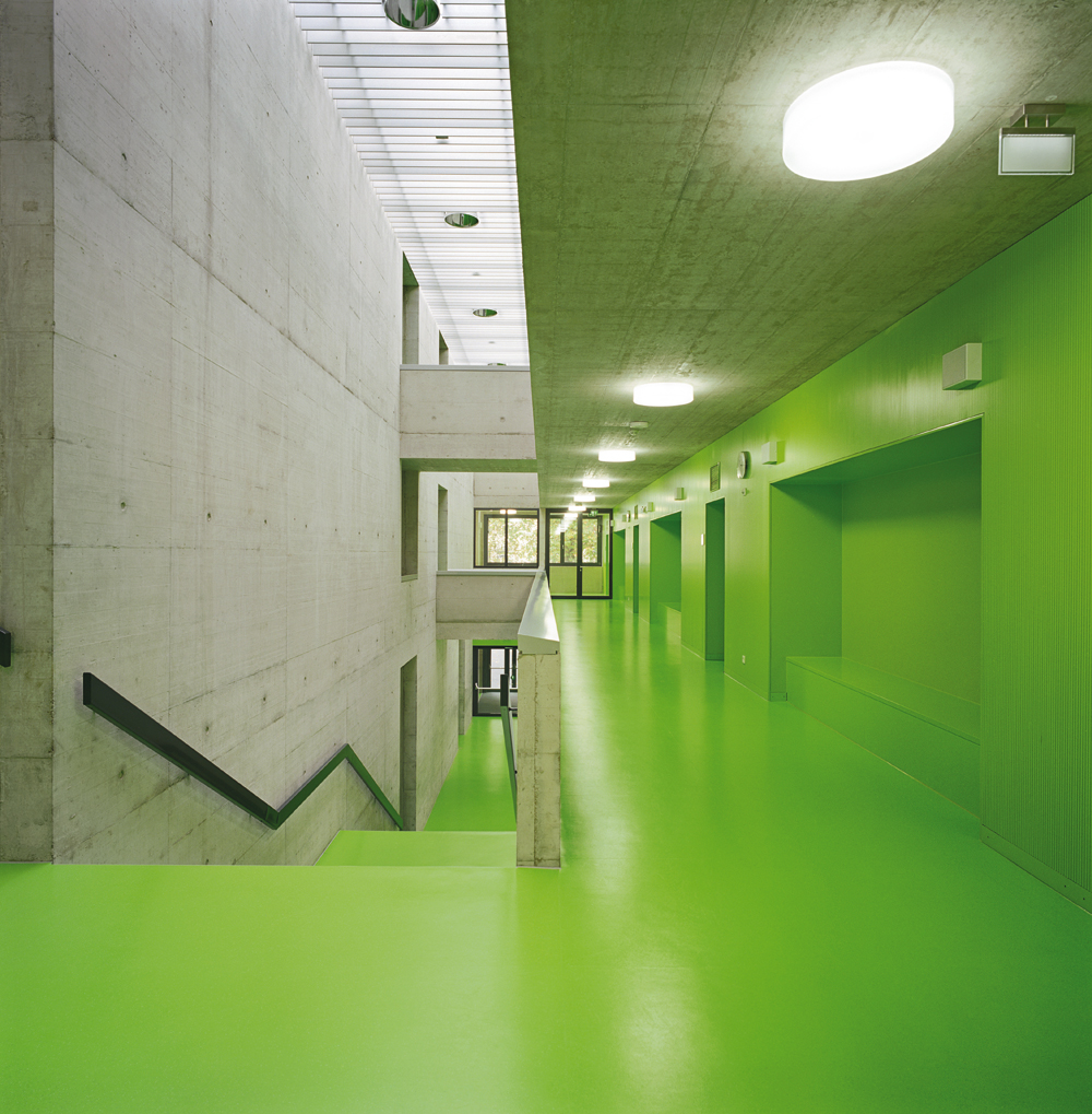 Kautschukboden, Erweiterung der Martin-Luther-Schule, Marburg 2010, Hess / Talhof / Kusmierz Architekten und Stadtplaner