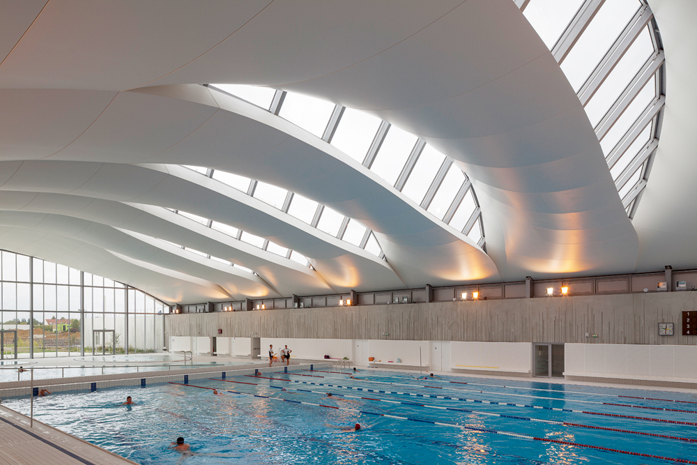 Schwimmhalle des Val D‘Europe in F–Bailly-Romainvilliers , 2012
