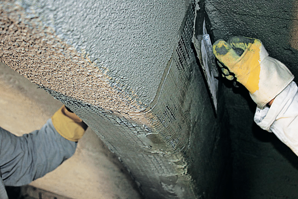 Instandsetzung und statische Ertüchtigung der Tonnenschale im Finanzamt (ehemalige Ingenieurschule) Zwickau mit einer Carbonbetonverstärkung