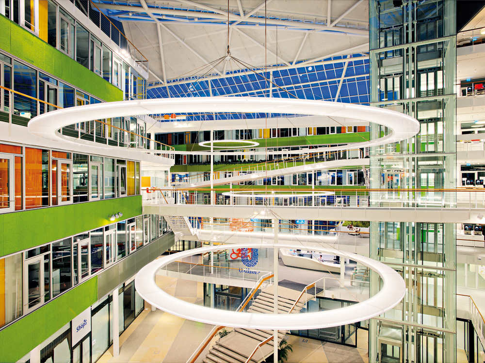 erste Anwendung von LED in einem Großprojekt: Unilever-Hauptzentrale Hamburg 2009, Behnisch Architekten