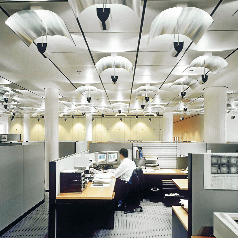Sekundärleuchte, Sparkasse Köln 1993
Architekten: HPP Architekten