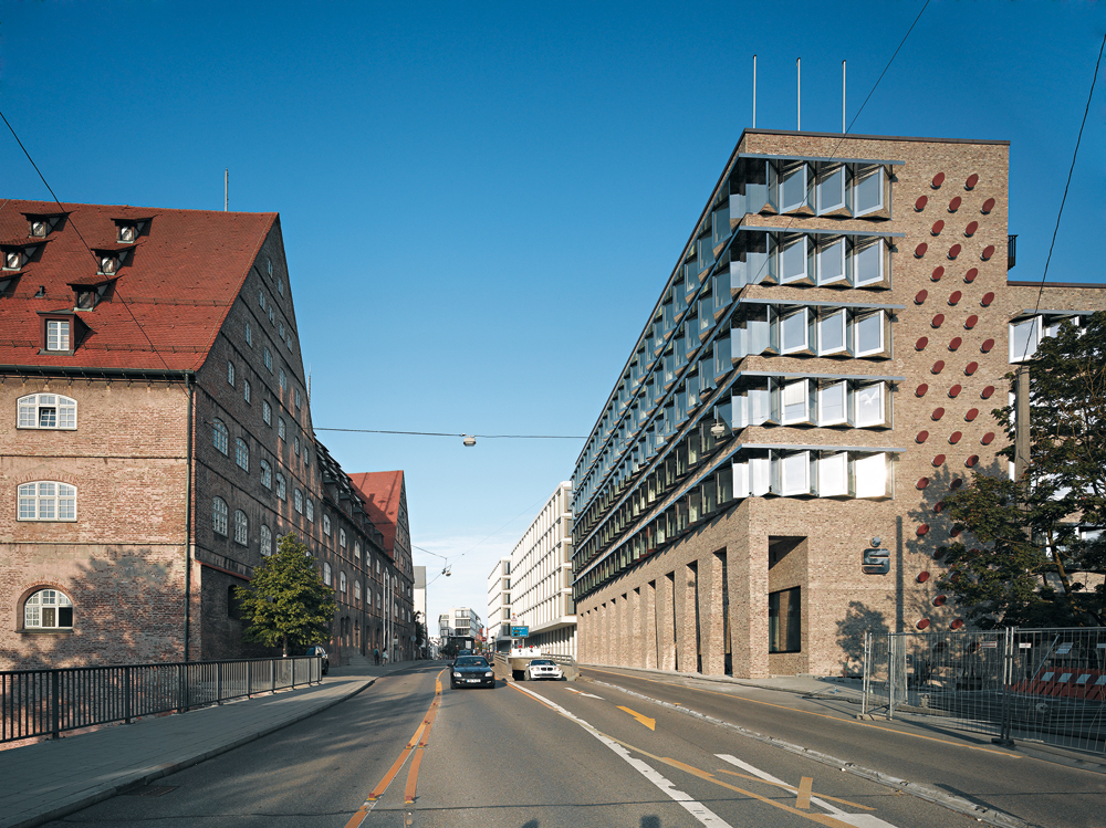 Stadtsparkasse Ulm, 2015, Architekten: Lederer Ragnarsdóttir Oei