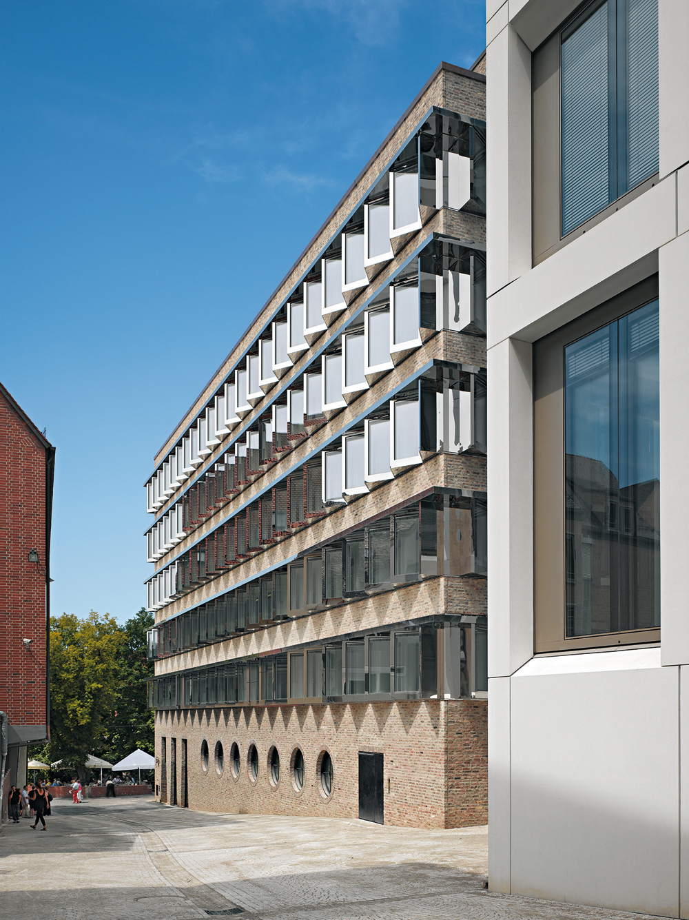Stadtsparkasse Ulm, 2015, Architekten: Lederer Ragnarsdóttir Oei