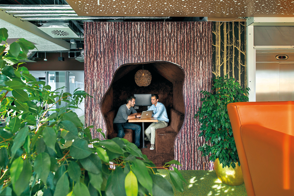 Besprechung in der irischen Eiche: Google Dublin, Interior Design: Camenzind Evolution 2013