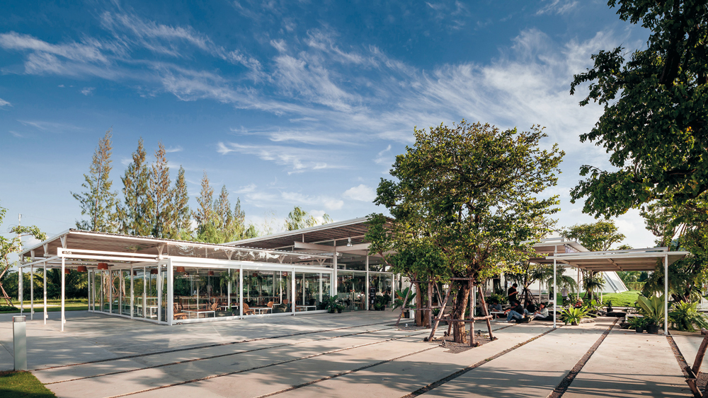 »Coro Field«, Landwirtschaftsbetrieb in Suan Pheung, Ratchaburi 
IF, Integrated Field, Bangkok