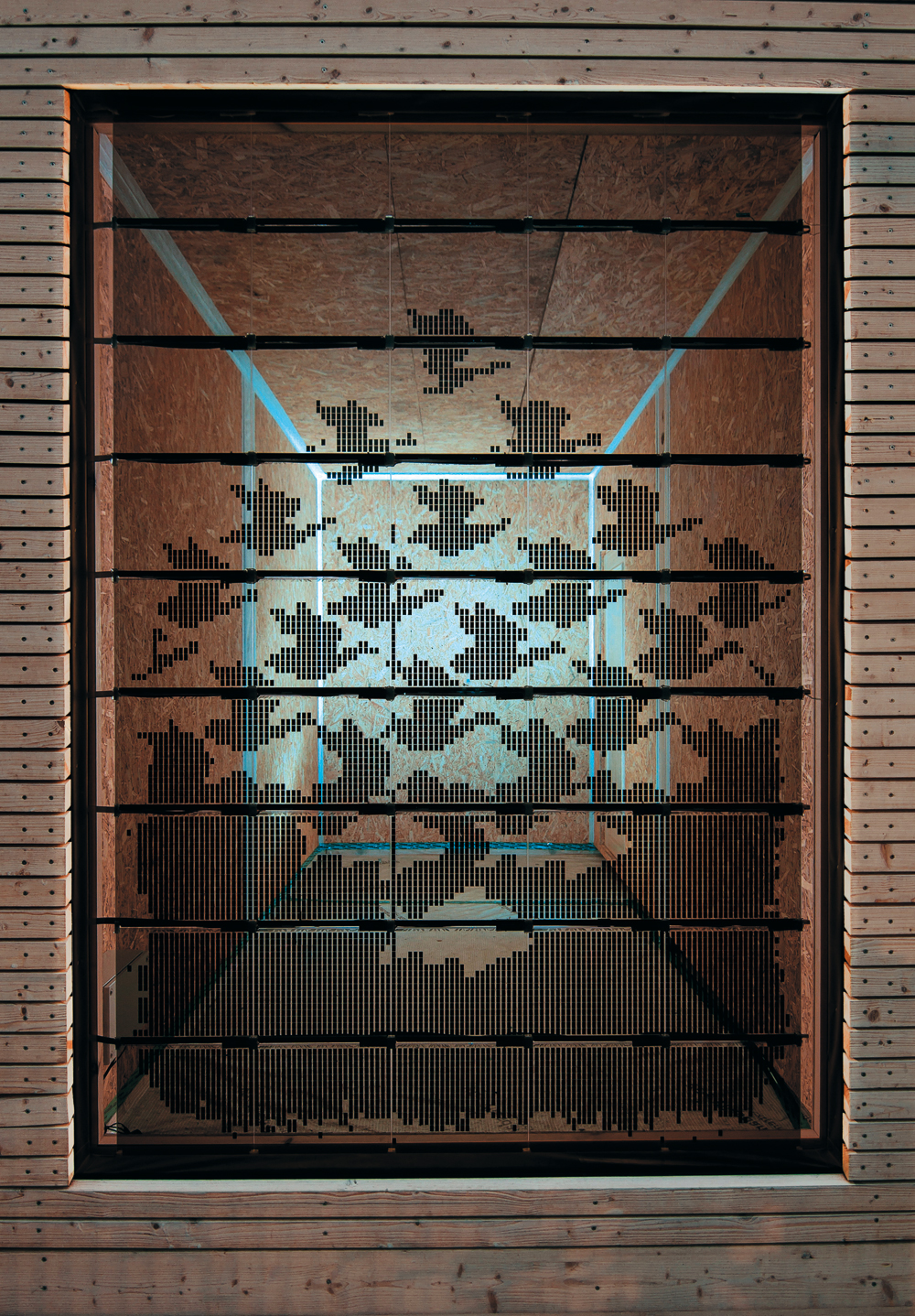 schaltbare Fassade mit individuell ansteuerbaren Pixeln als Bildschirm, Sonnen- und Blendschutz, Versuchsstand ILEK Uni Stuttgart 2016