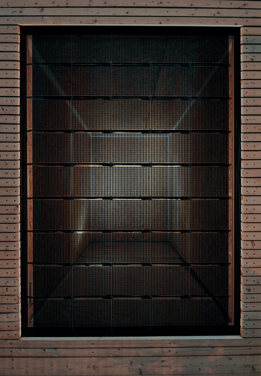 schaltbare Fassade mit individuell ansteuerbaren Pixeln als Bildschirm, Sonnen- und Blendschutz, Versuchsstand ILEK Uni Stuttgart 2016