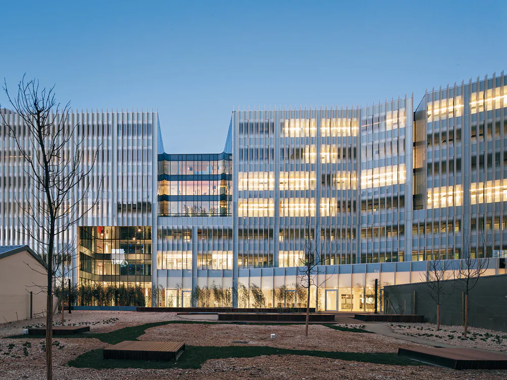 Verlagsgebäude in Vanves