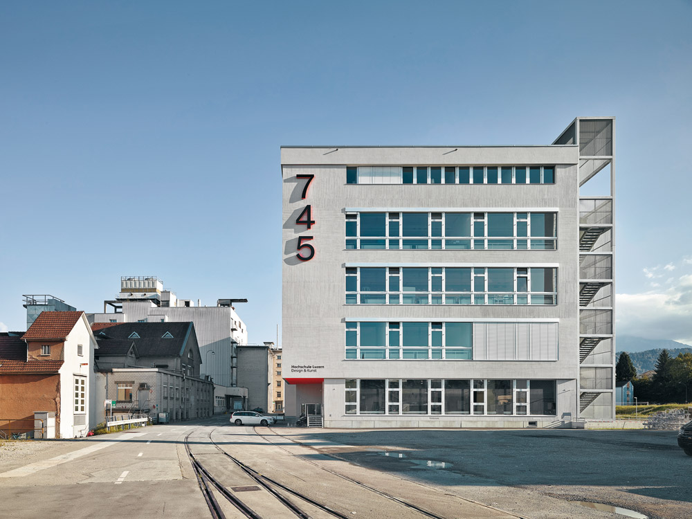 Lucerne School of Art and Design in Emmenbrücke