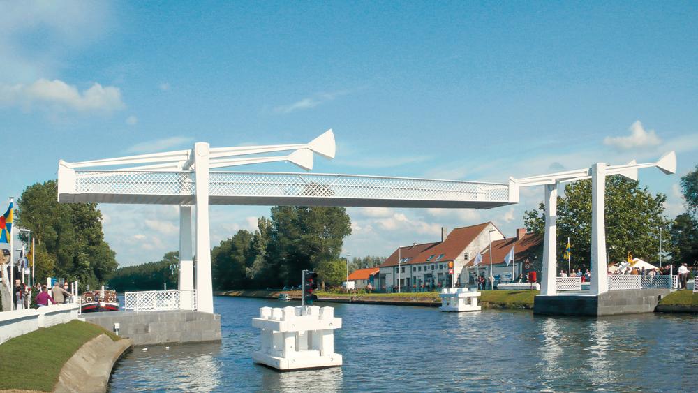 Fußgängerbrücke, Stalhille 2004, Architekten, Tragwerksplaner: Ney & Partners