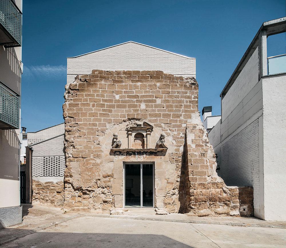 Kirche Santa María, Vilanova de la Barca, 2016
Architekten: AleaOlea architecture & landscape
