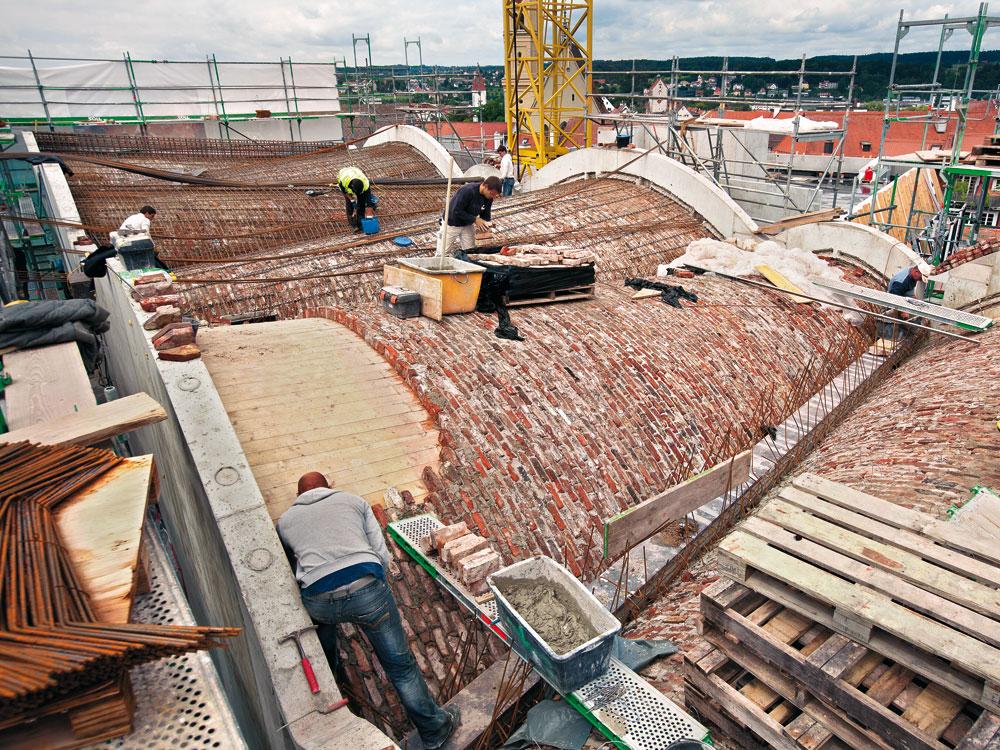 Recycling of bricks: Museum of Art in Ravensburg by Lederer Ragnarsdóttir Oei Architects