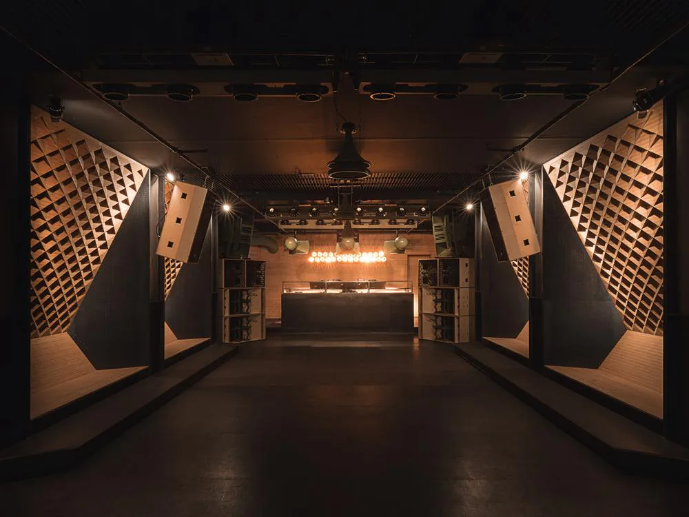 Magazin: Elektro-Club Blitz in München