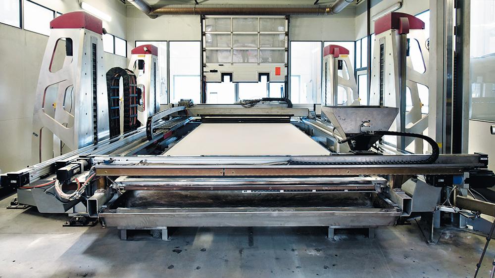 Die Schalelemente der Smart Slab werden in einem 3D-Binderjet-Drucker mittels selektiver Festigung aus Sand angefertigt.