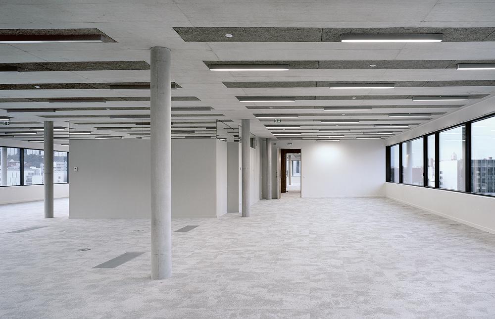 Büroetagen mit Stützen aus Schleuderbeton