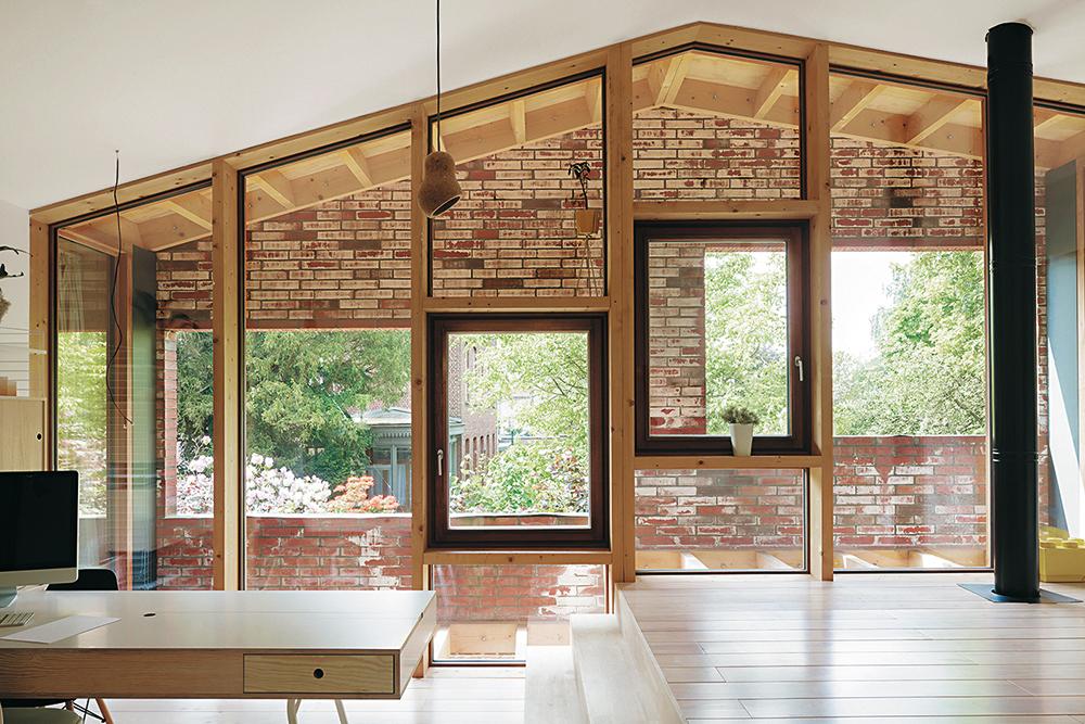 Für das Wohnhaus in Erps-Kweps verwendeten die Architekten Blaf alte Ziegel und knüpfen damit ganz unmittelbar an eine alte belgische Bautradition an.