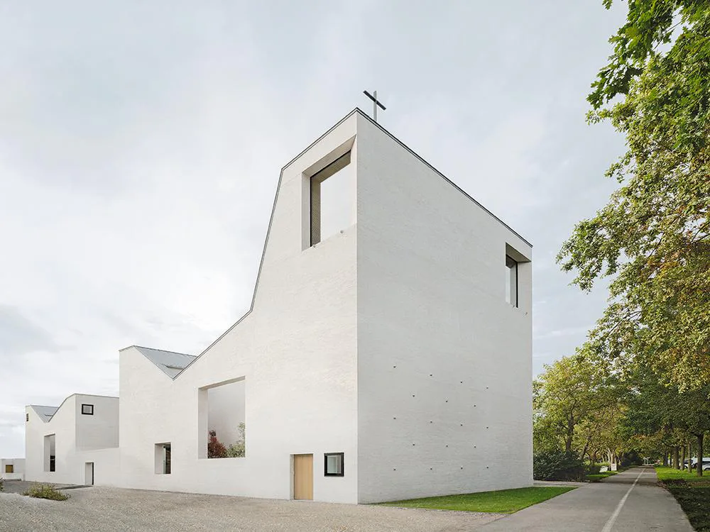 Kirchenzentrum Petrus Jakobus in Karlsruhe