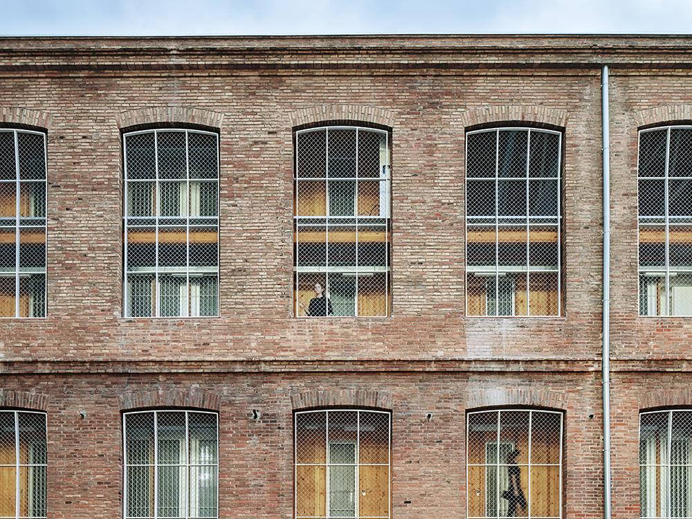 Die Sozialwohnungen in der ehemaligen Textilfabrik Fabra i Coats im Stadtteil San Andreu ergänzen die Veranstaltungsräume des neu geschaffenen Kreativquartiers.