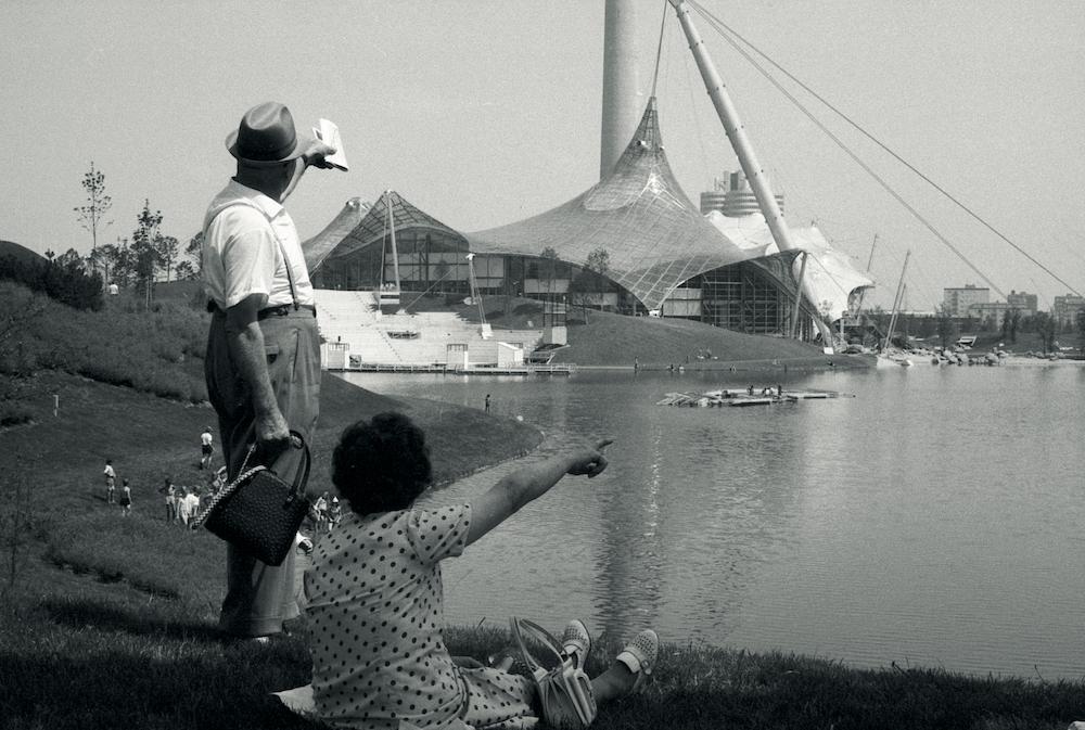 „Die Olympiastadt München“ im Architekturmuseum der TU München zeigt bis 8.1.2023 Einblicke in die Planung.