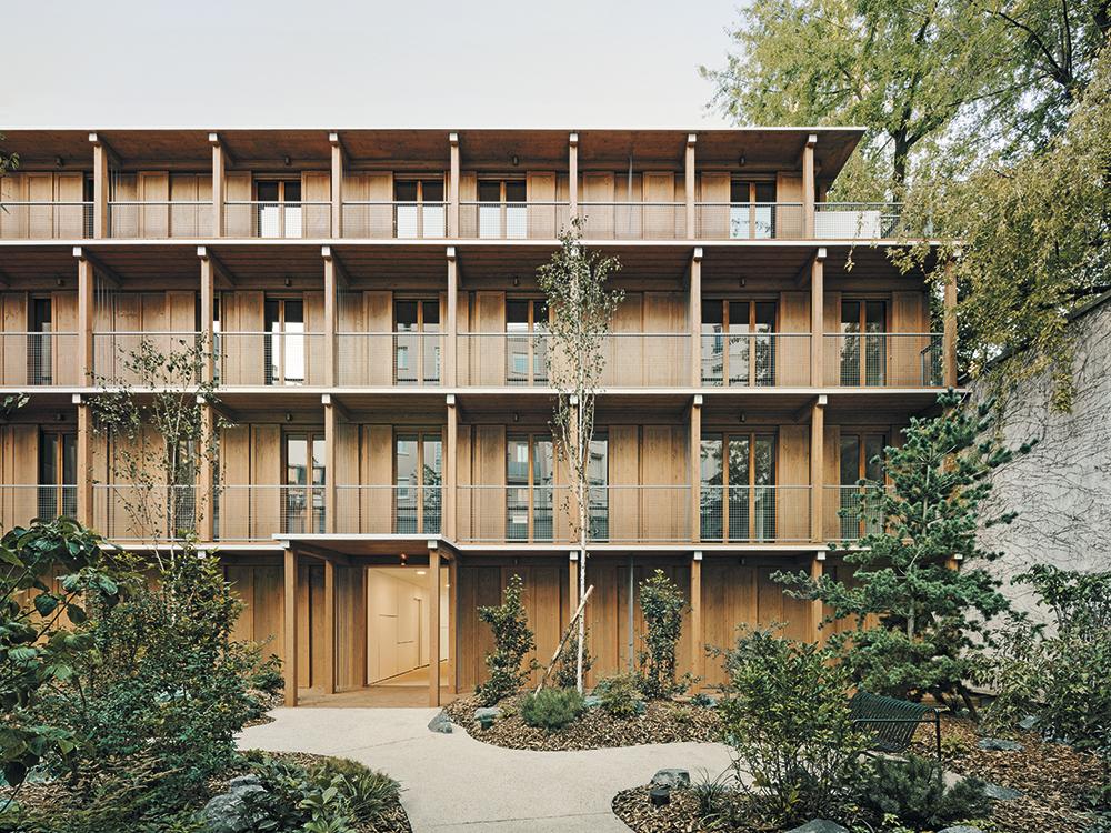 Wohnungsbau in einem Pariser Hinterhof