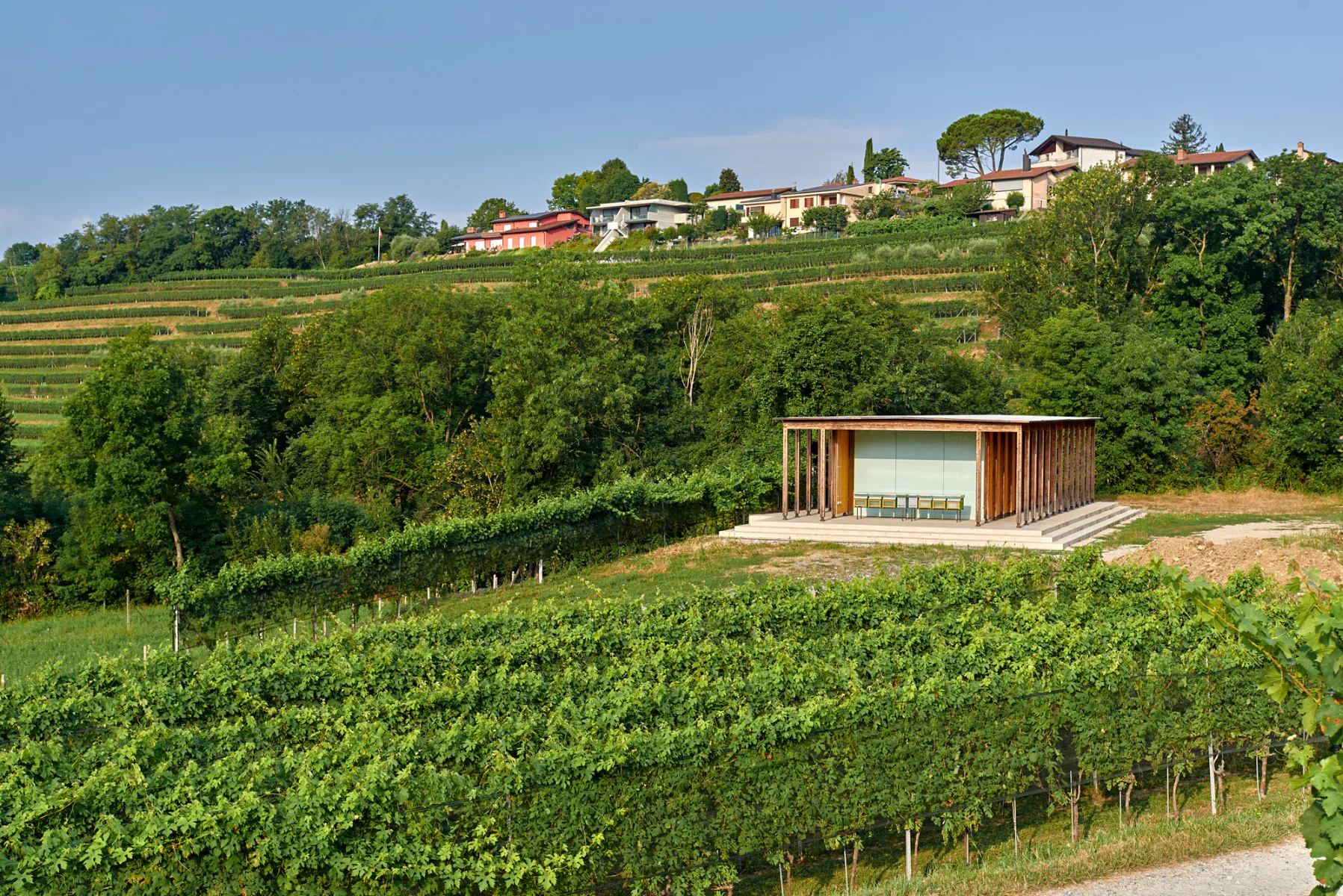 Die Lehrimkerei ist Teil der Mezzana Cantonal Agricultural Farm - Professional Green Centre.