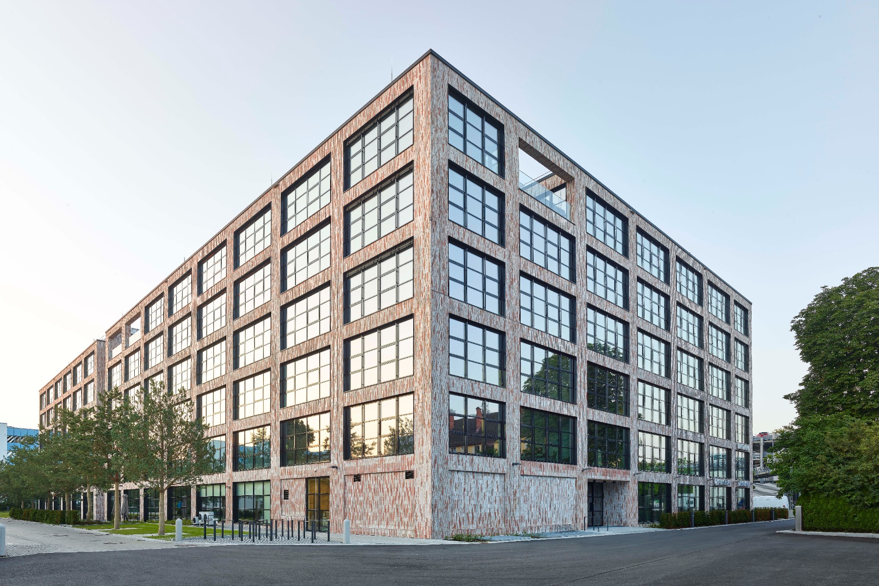 Klinker für Büroneubau in München