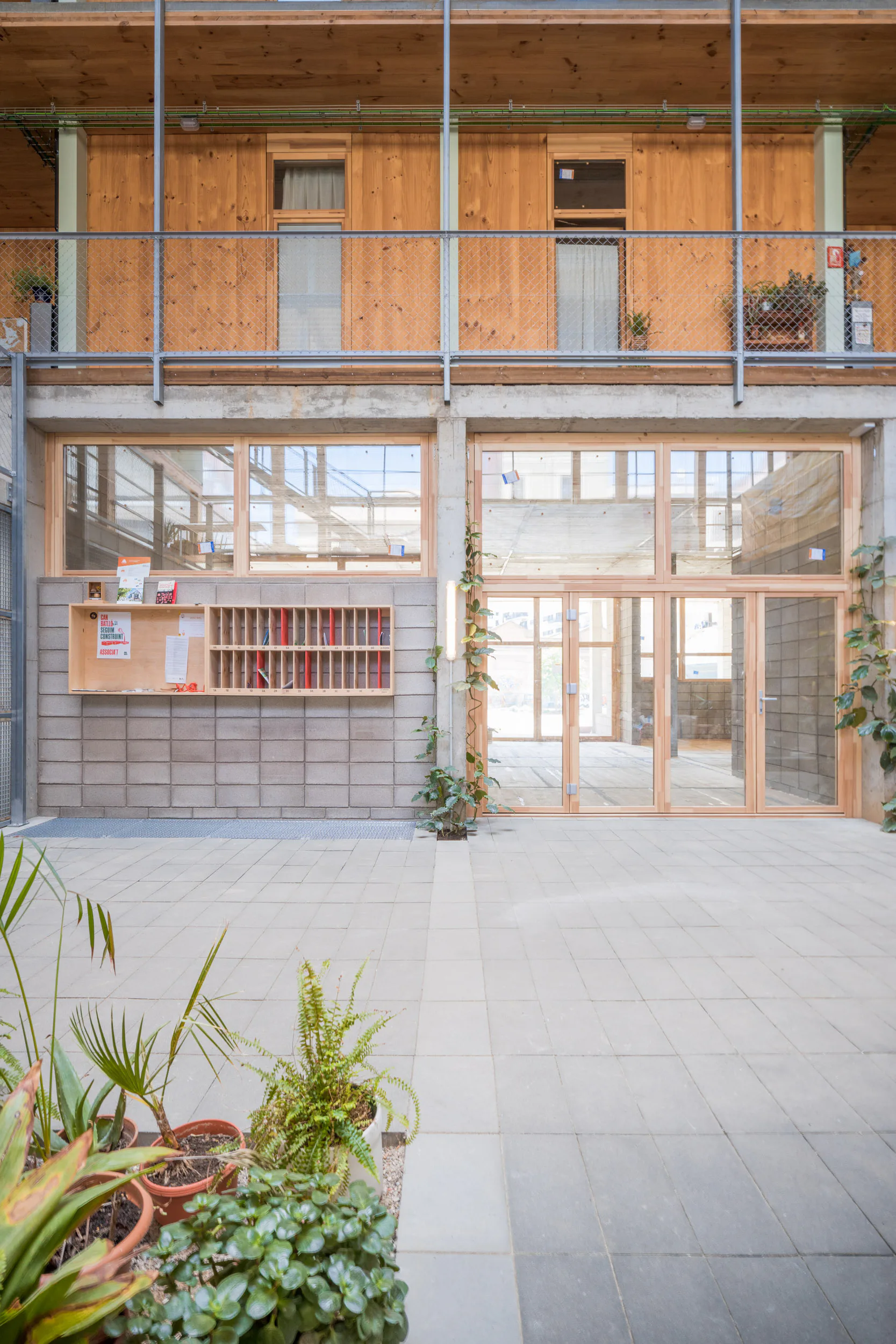 Genossenschaftsbau La Borda in Barcelona