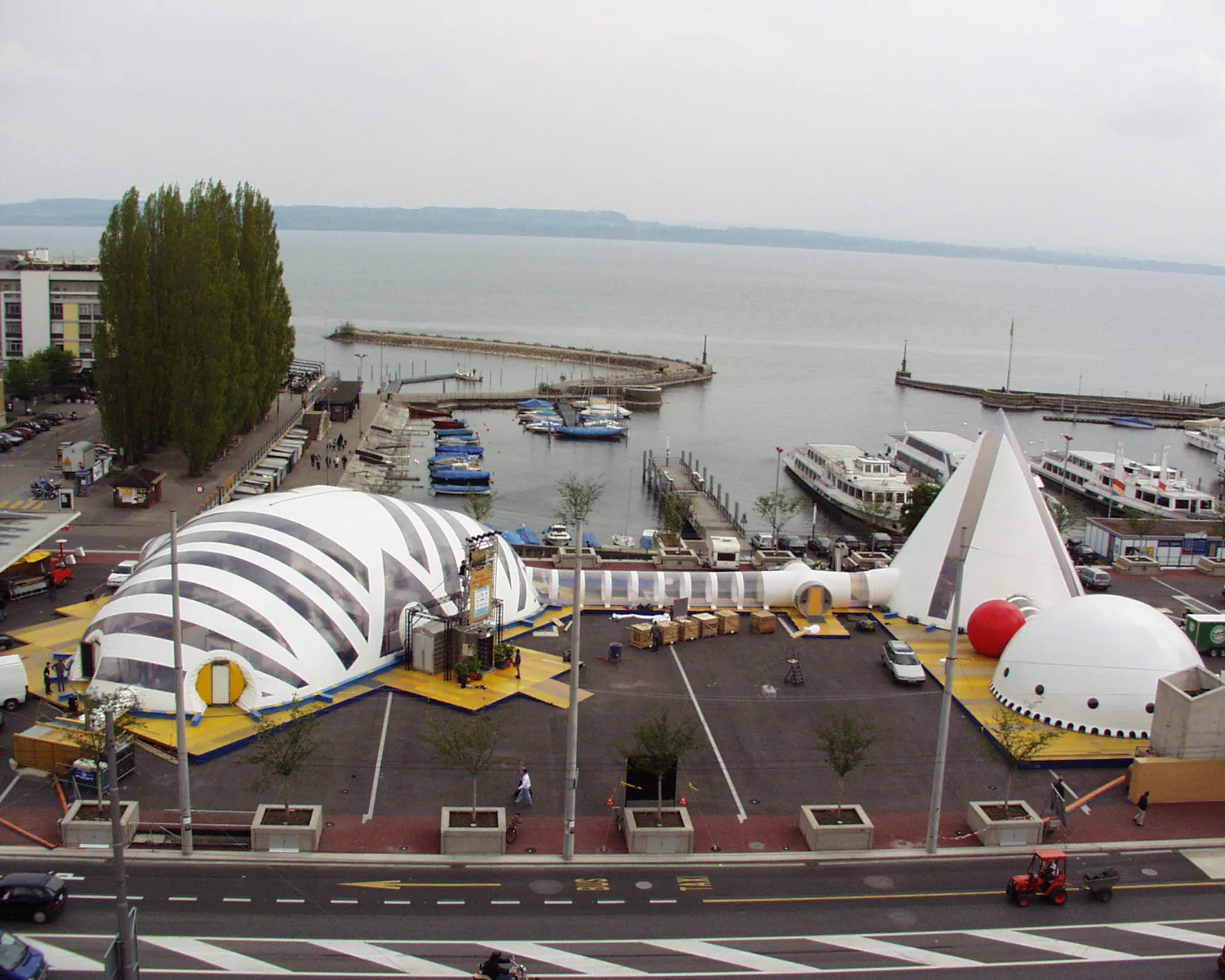 Neuchâtel, 2001