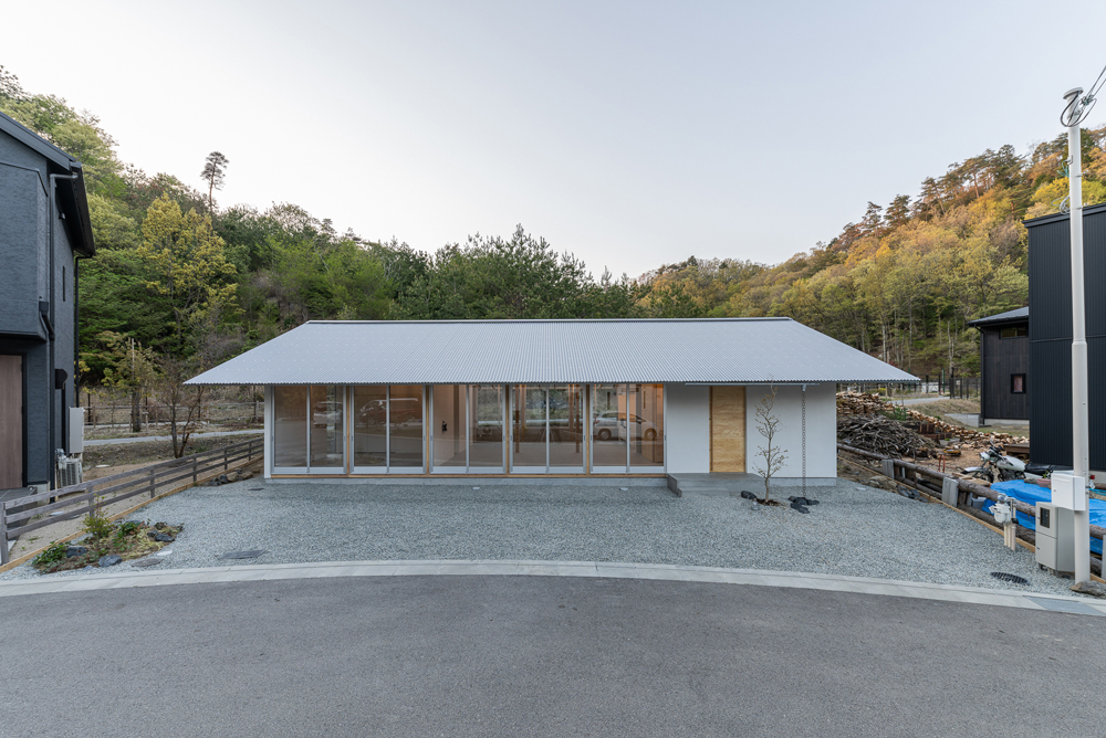 Wohnhaus bei Osaka von Yasuyuki Kitamura