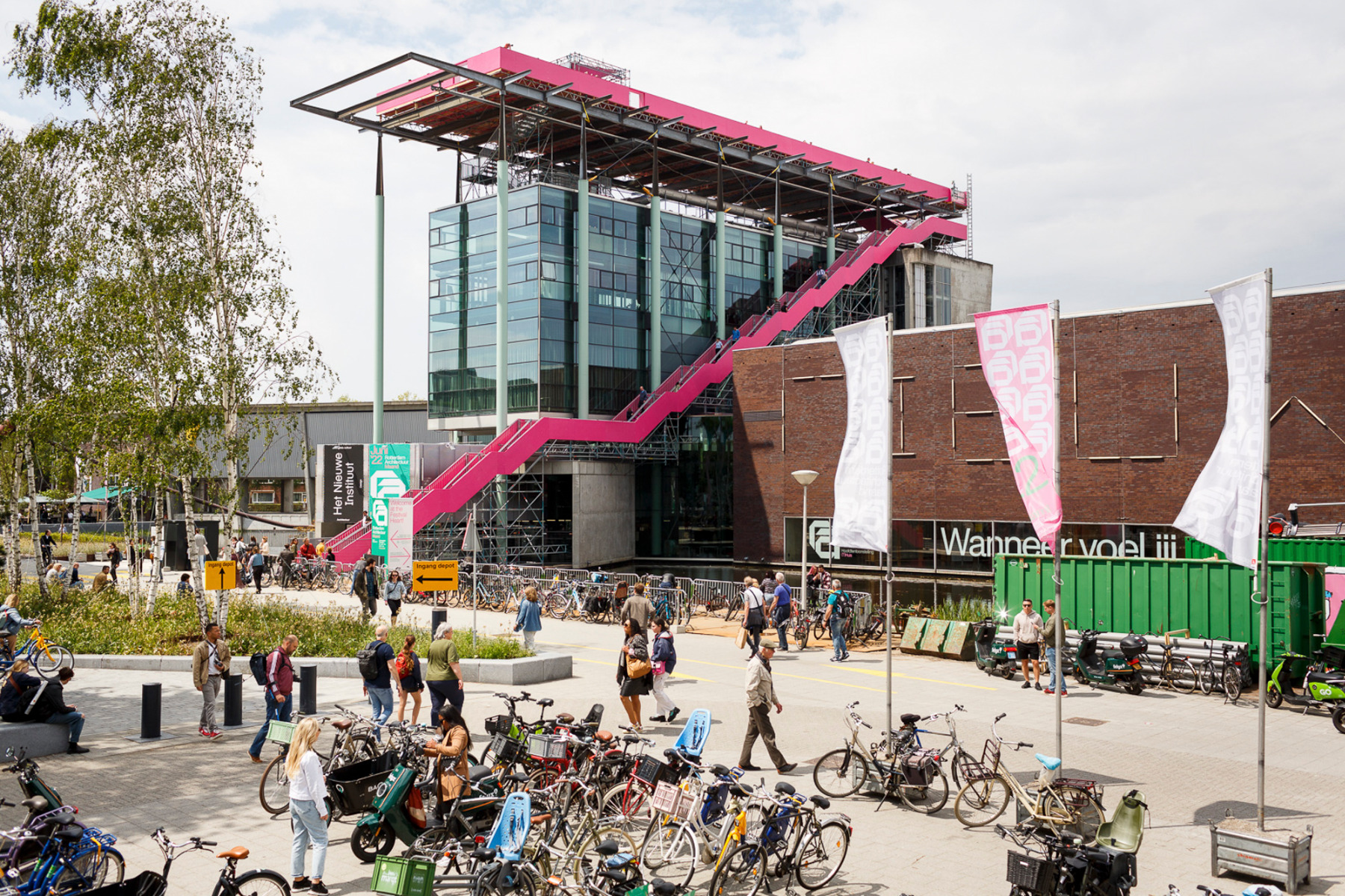 MVRDV und Het Nieuwe Instituut eröffnen The Podium
