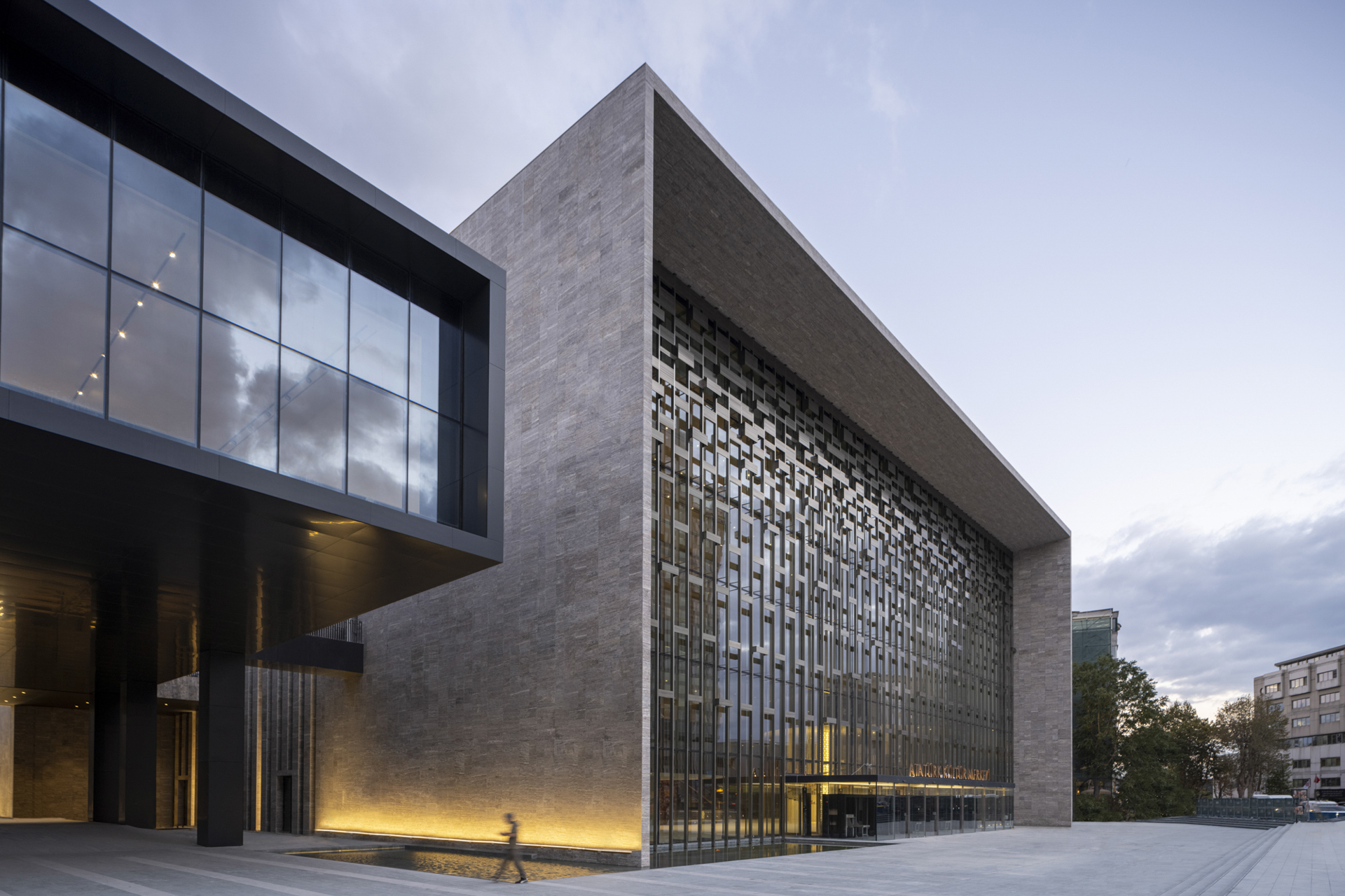 Atatürk Cultural Centre in Istanbul by Tabanlıoğlu Architects