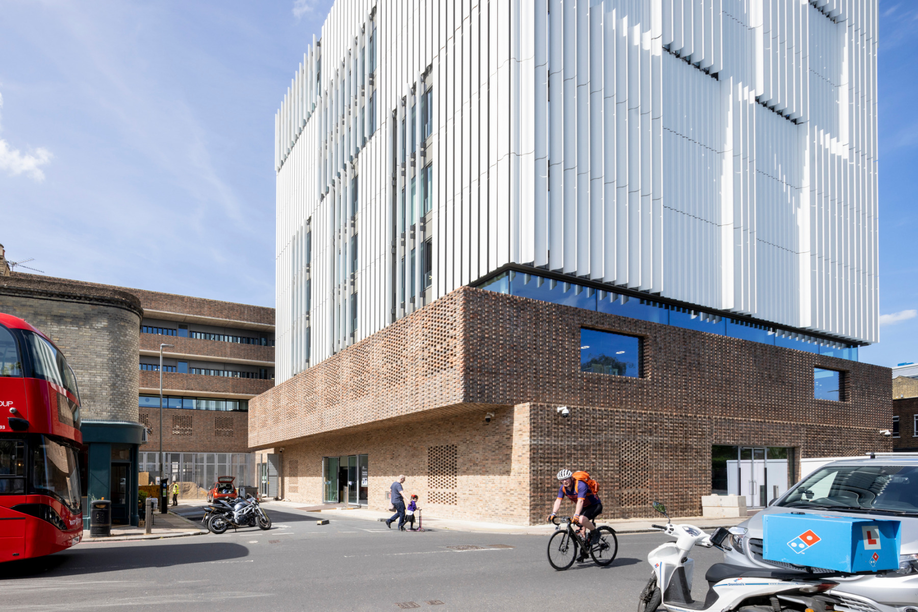 Herzog & de Meuron: Camouflage in Battersea