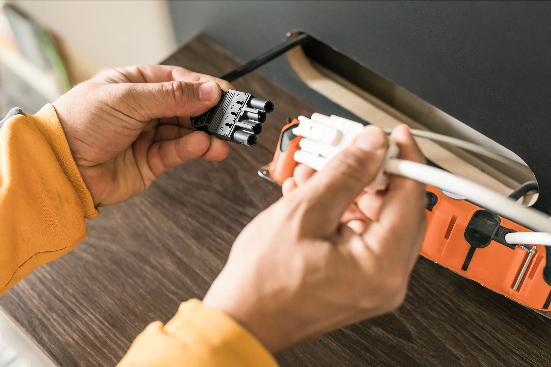 Steckfertige Elektroinstallation Plug + Go ist einfach und schnell installiert