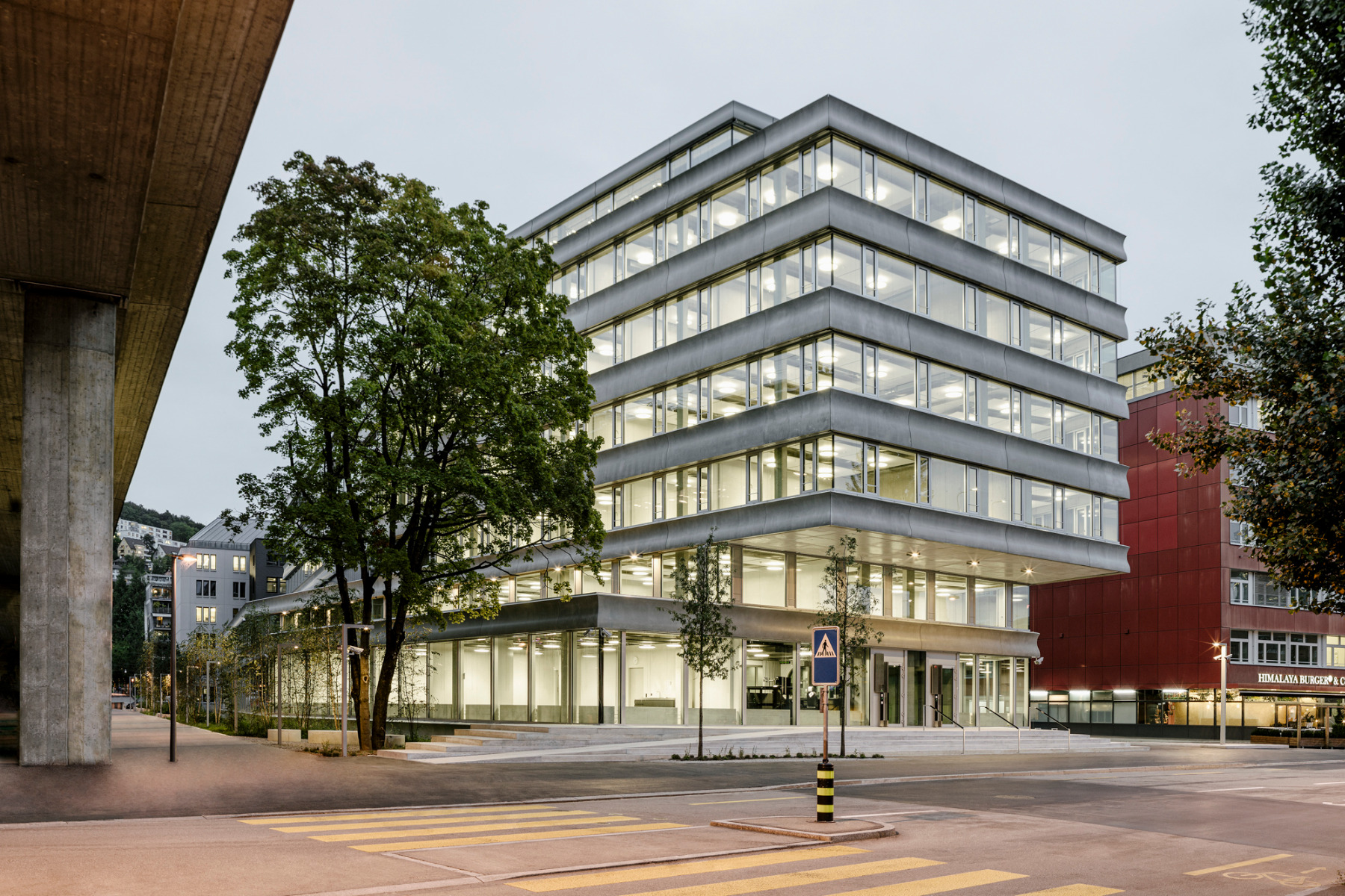 Penzel Valier gestalten Neubau für Züricher Stadtpolizei
