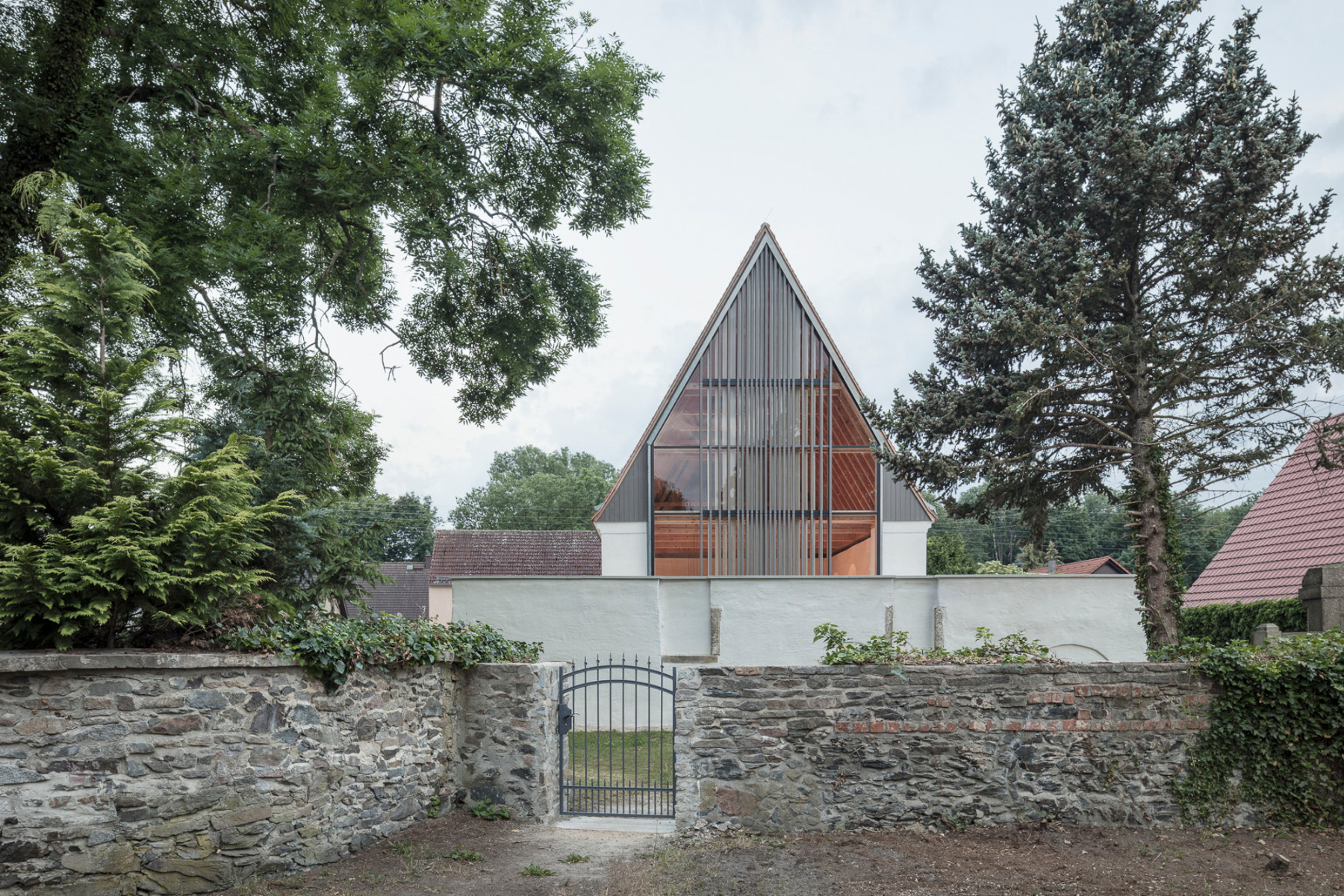 Kirchensanierung von Peter Zirkel Architekten