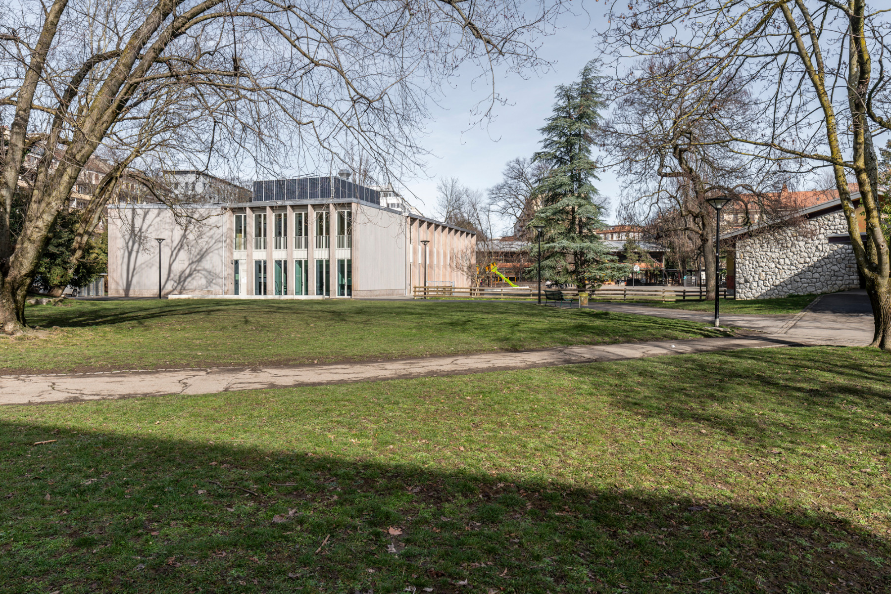 Schulgebäude in Genf von David Reffo
