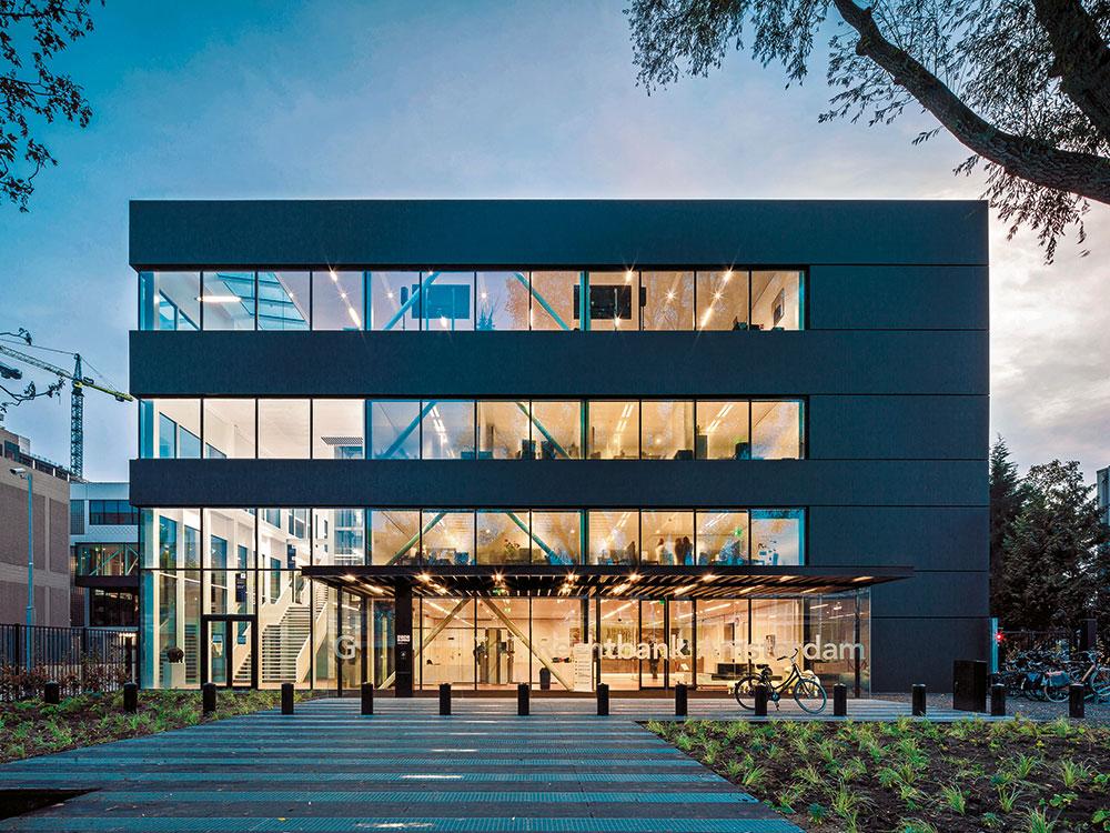 From 2016 to 2021, the building was used as a district courthouse in Amsterdam. It is scheduled for reassembly in Eschede in the spring of 2023.
