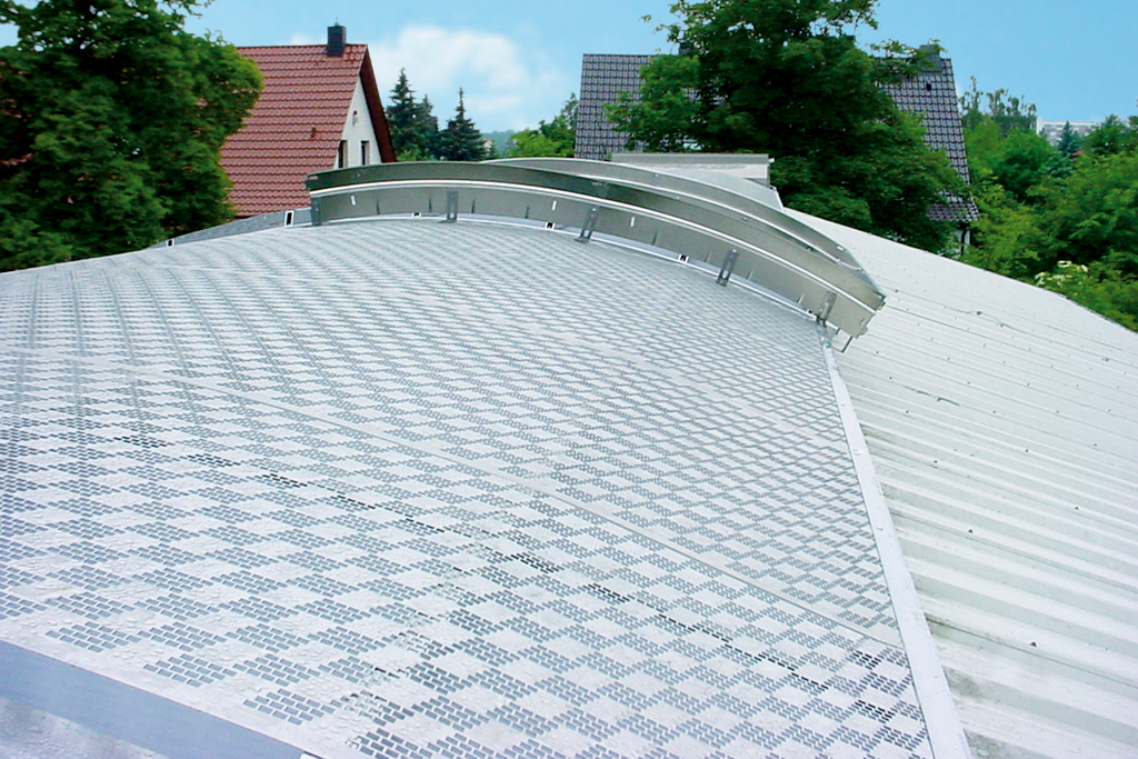 Sonnen- und Hagelschutz für Oberlichter