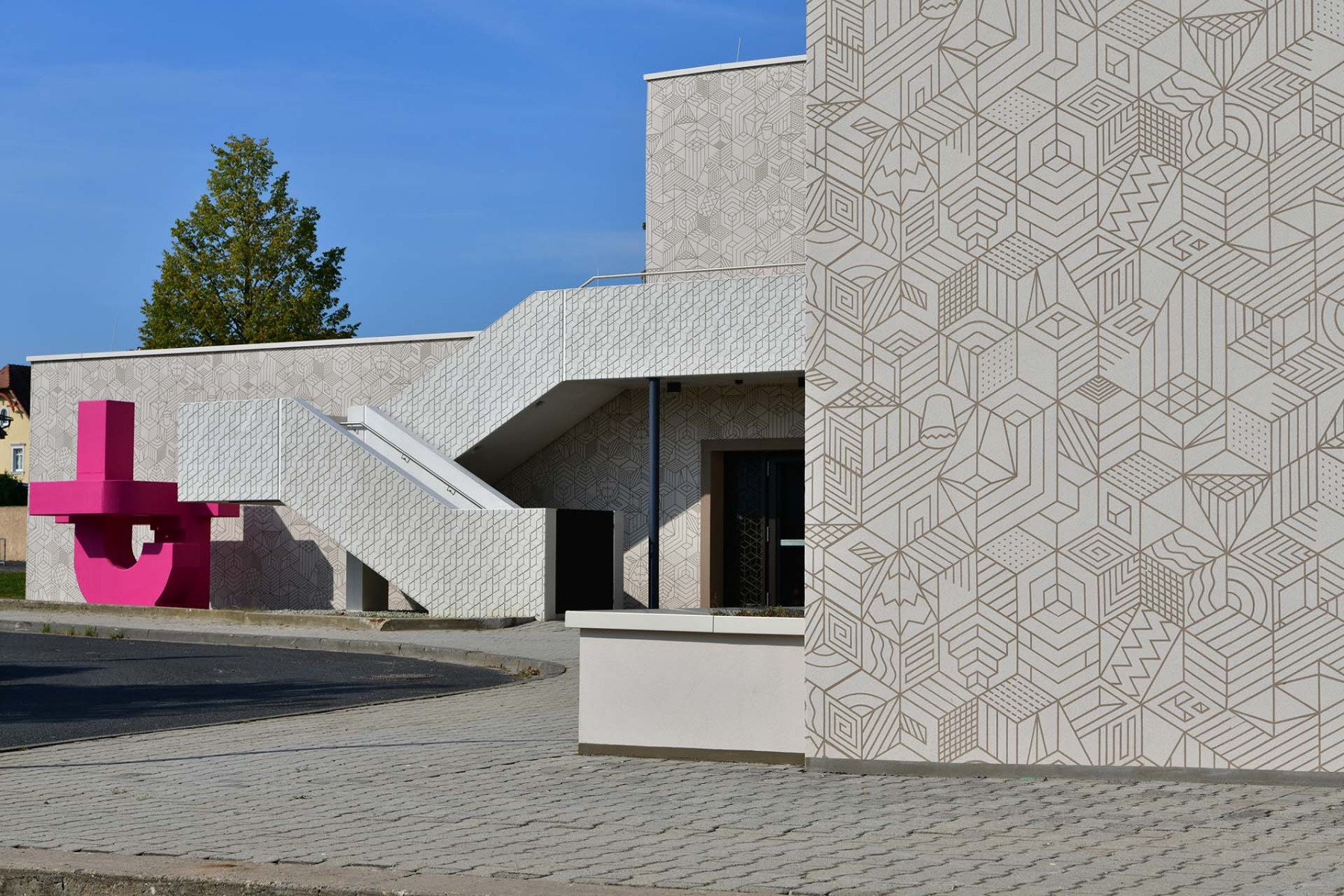Putzfassade mit Ornamenten