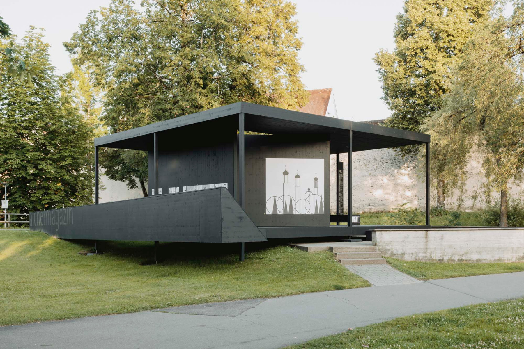 Temporärer Ausstellungspavillon im Allgäu