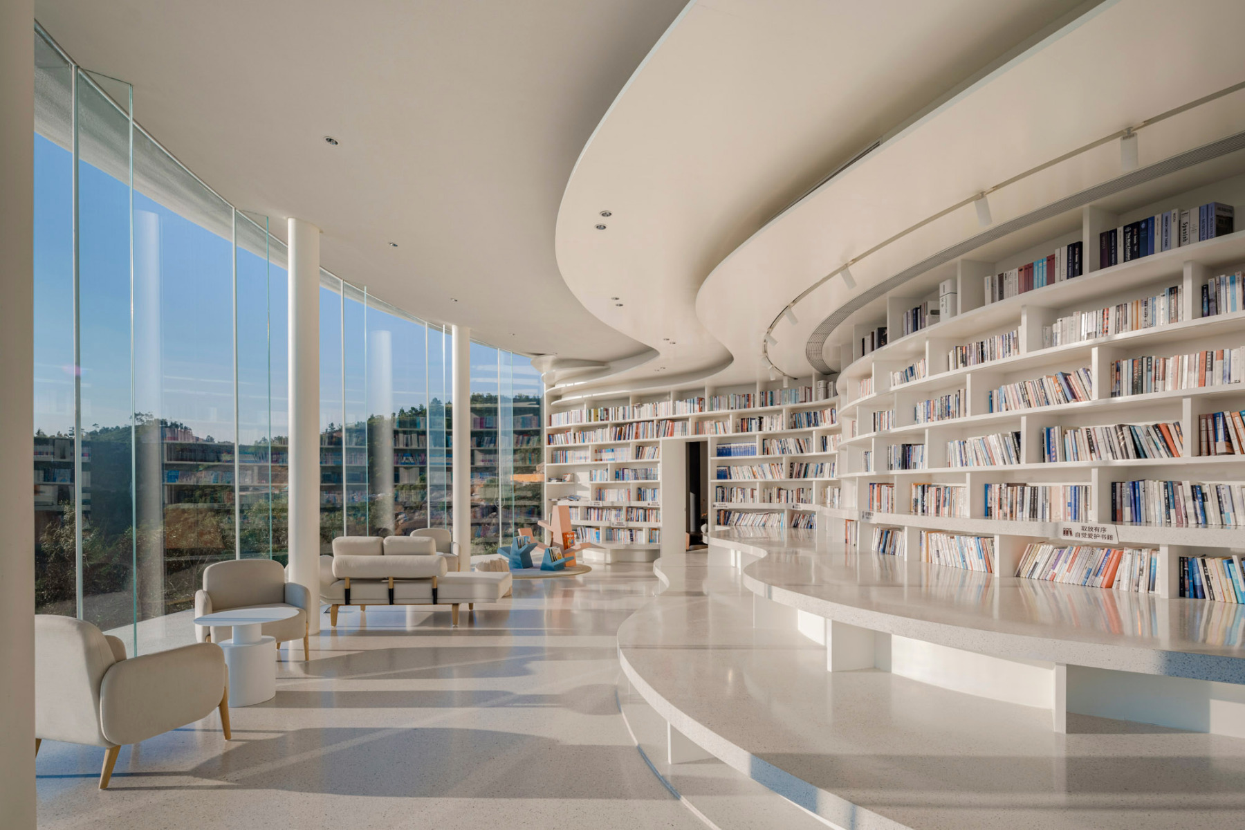 Bibliothek in Huizhou von 3andwich Design und He Wei Studio