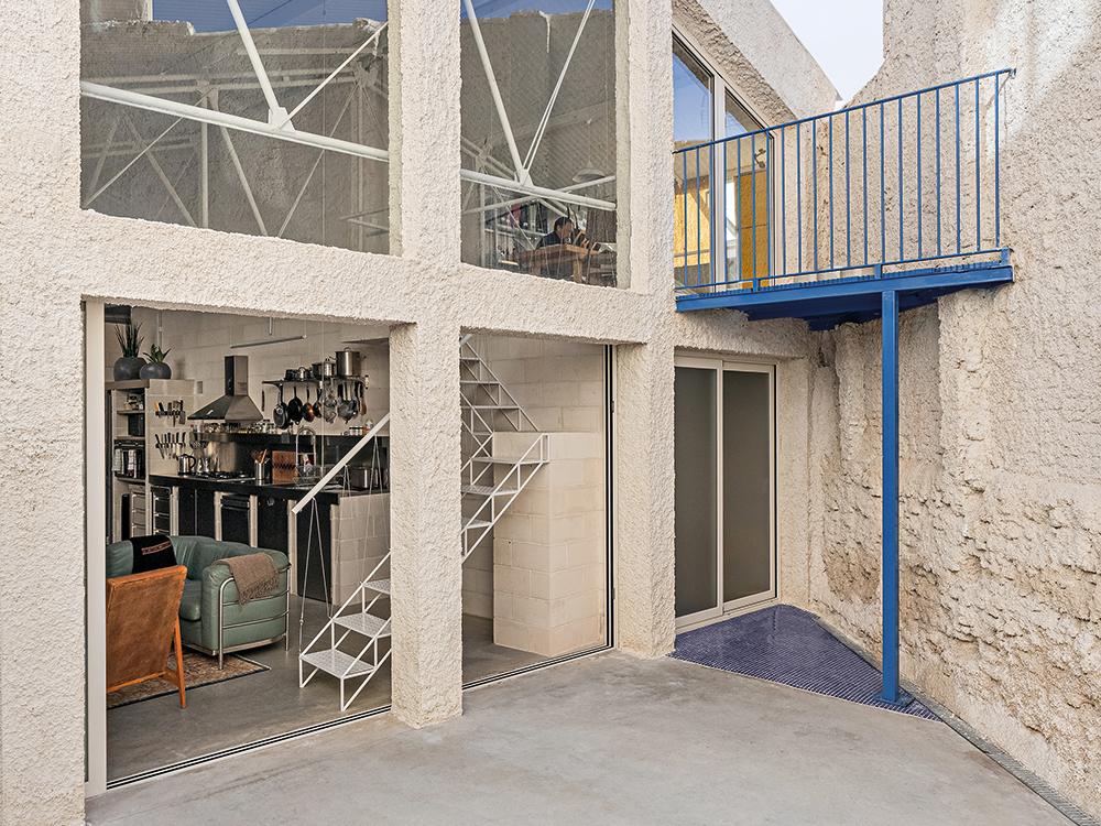 Blasón House and Studio in Madrid