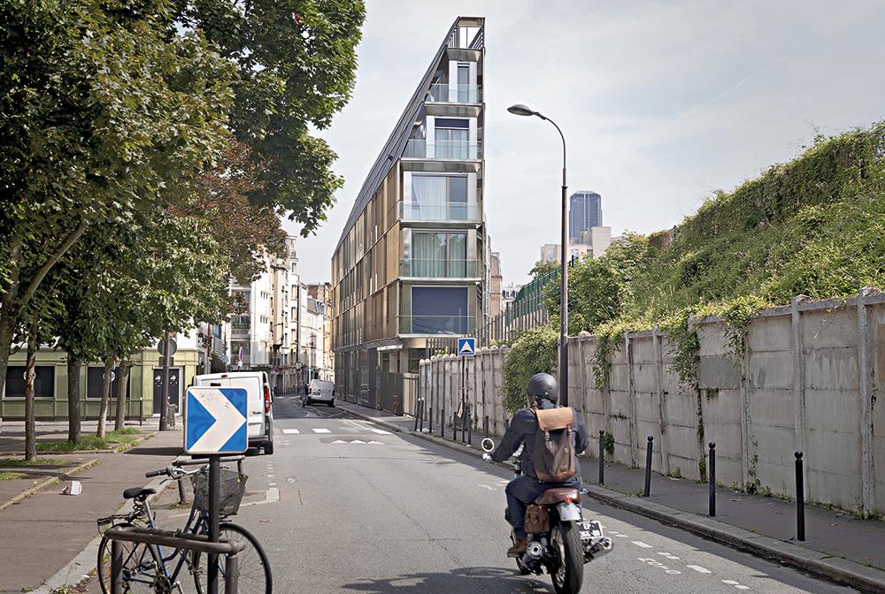Bevor die Restfläche an der Bahntrasse im 15. Arrondissement zum Bauland erklärt wurde, befand sich dort ein provisorischer Fischmarkt.