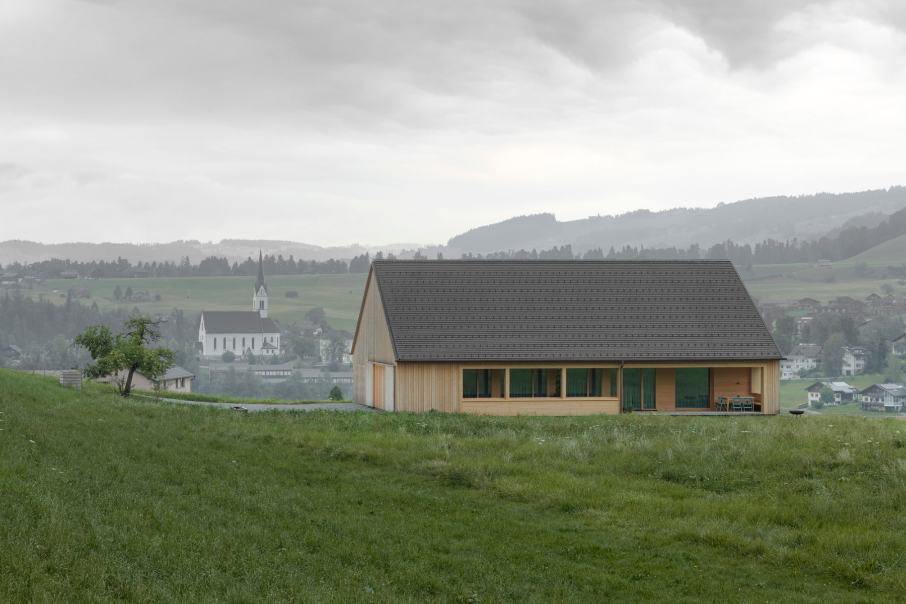 Holzhaus als Feriendomizil von Bernardo Bader