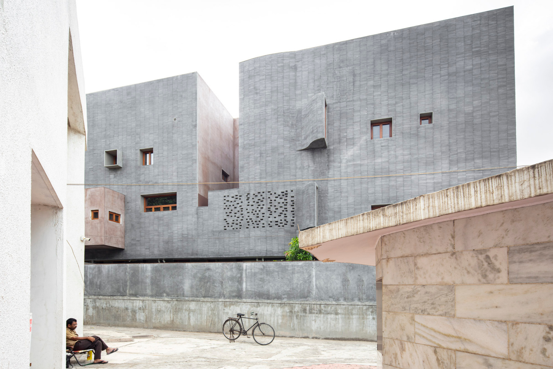 Wohnhaus in Indien von Samira Rathod Design Atelier