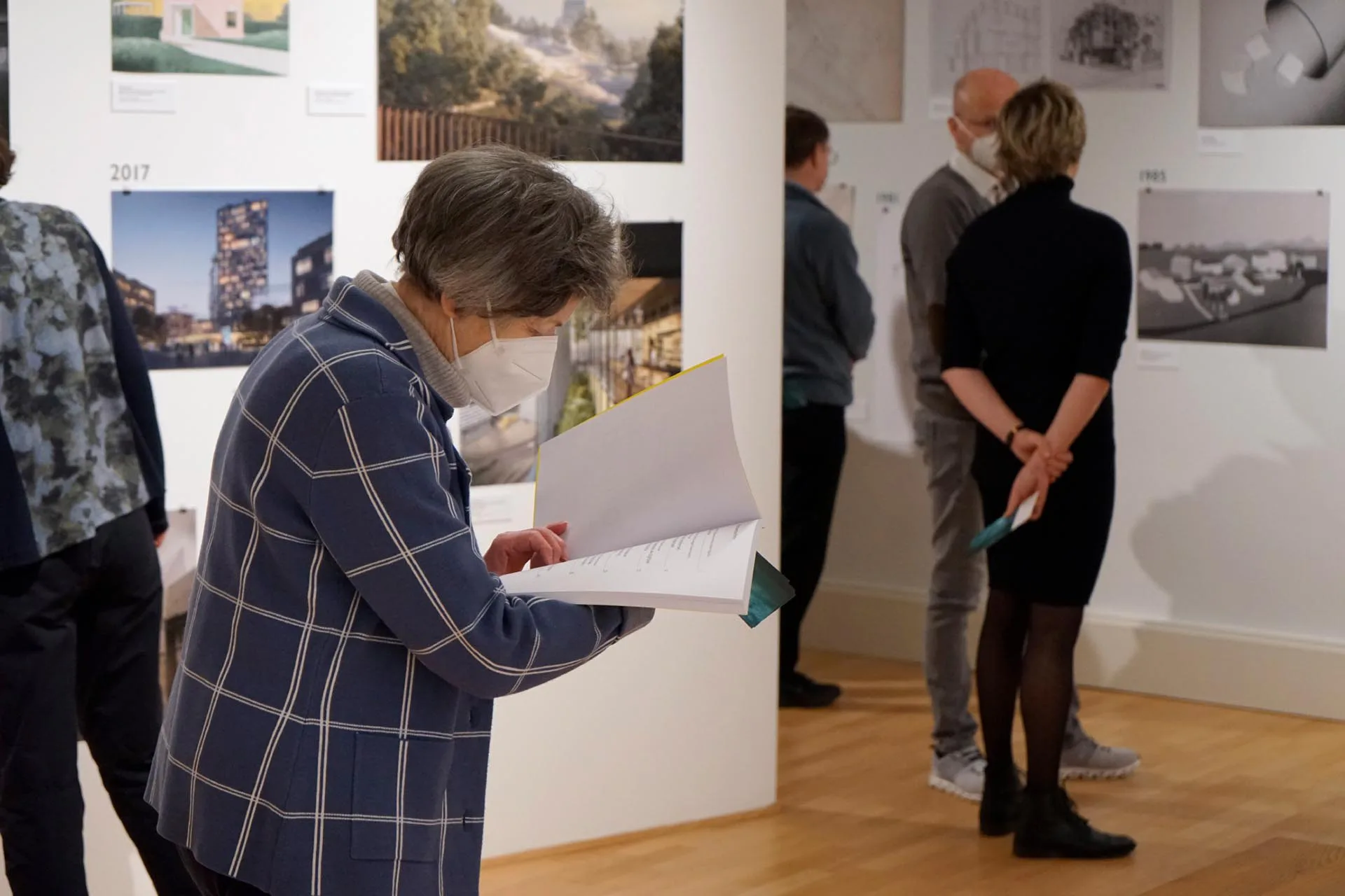 Die gezeigten Projekte der Ausstellung stammen aus dem Zeitraum von 1980 bis 2020.